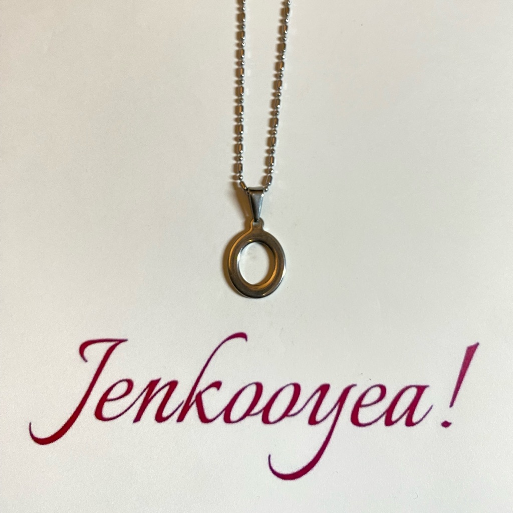 Silver Oval Pendant Necklace